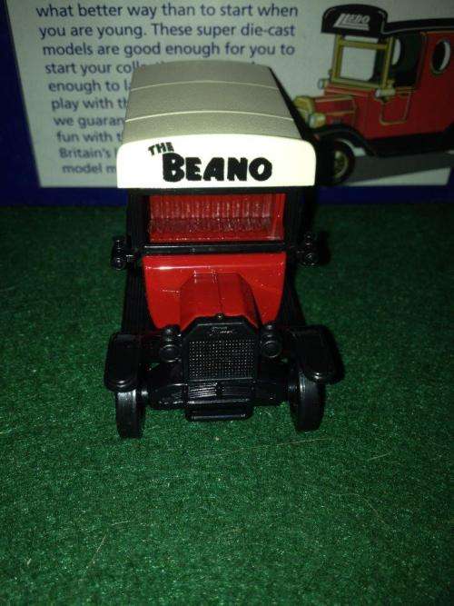 The Lledo Junior Collection - Minnie The Minx From the BEANO Van (NOS)