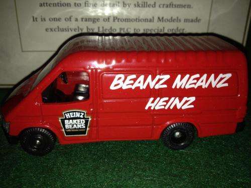 Lledo Promotional - Beanz Meanz Heinz Van (NOS)