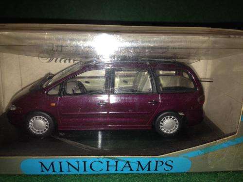 MiniChamps - Ford Galaxy 1995 Red Metallic  1:43 Scale (NOS)