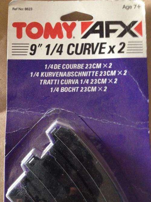 Tomy AFX 9" Curve Track 2 in a blister pack Ref 8623 (NOS) - HO Scale