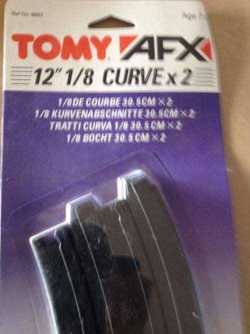 Tomy AFX 12" Curve Track 2 in a blister pack Ref 8662 (NOS) - HO Scale