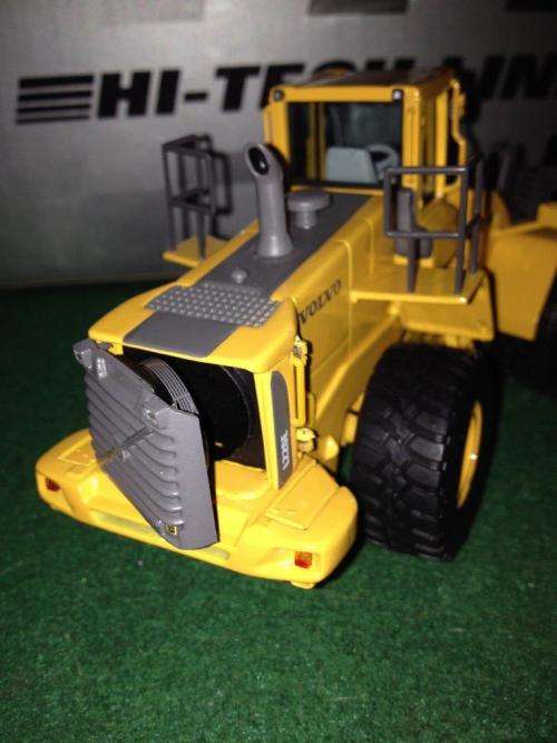 Motorart - Volvo - L220E 1:50 Scale (NOS)