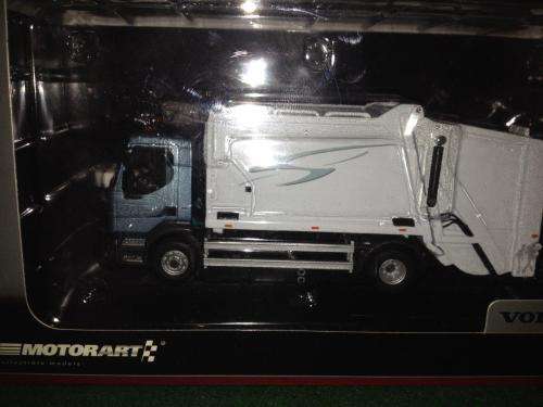 Motorart - Volvo - FL Refuse Dustbin Truck 1:50 Scale (NOS)