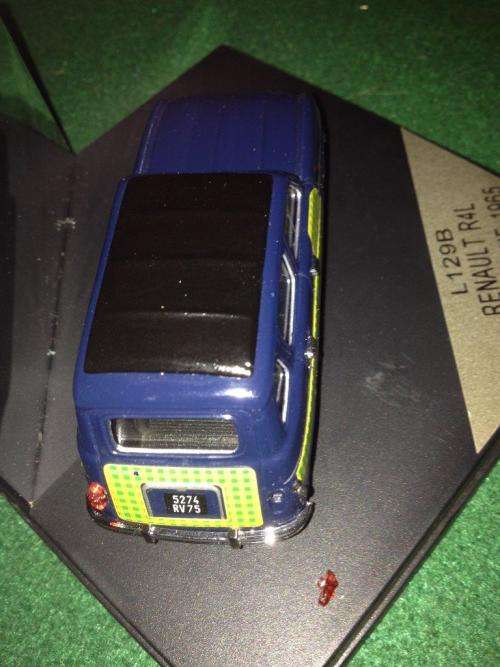 Vitesse - Limited Edition Renault R4L Parisienne 1965  - 1:43 Scale (NOS)