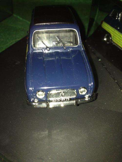 Vitesse - Limited Edition Renault R4L Parisienne 1965  - 1:43 Scale (NOS)