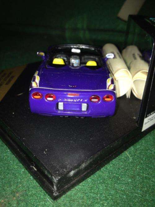 Vitesse - Chevrolet Corvette Open Cabriolet `Indianapolis Pace Car 1998`  - 1:43 Scale (NOS)