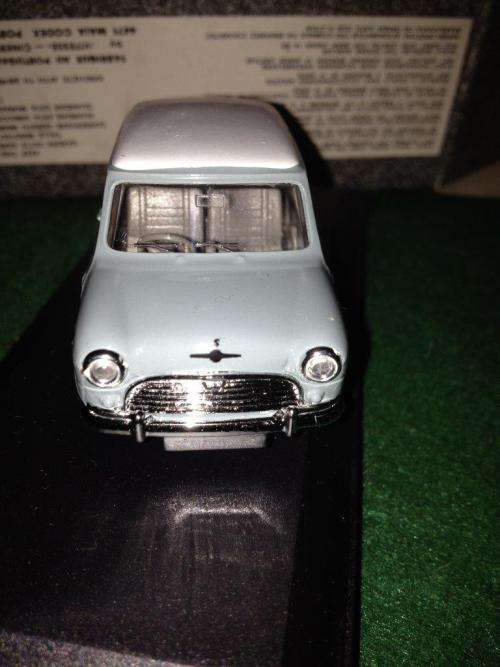 Vitesse - Morris Cooper 1963 Grey & White  - 1:43 Scale (NOS)