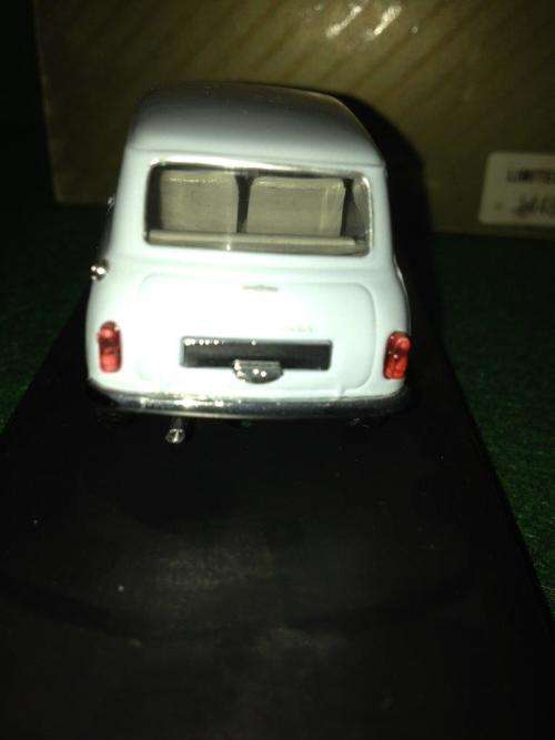 Vitesse - Morris Mini 1000MK2 Super De-Luxe 1967 LEdition  - 1:43 Scale (NOS)