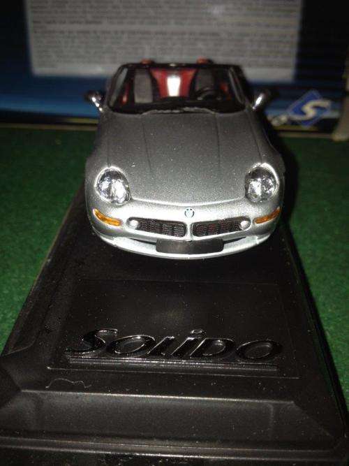 Solido - 1561 BMW Z8 - 2000  - 1:43 Scale (NOS)