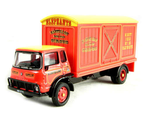 Hornby R7038 "Bartellos' Big Top Circus" Elephant Box Truck  - 1:76 00 Scale
