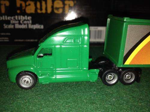 Golden Wheels - Super Hauler - Q The Power To Reduve Friction HO 1:87 Scale Die cast and plasticNOS