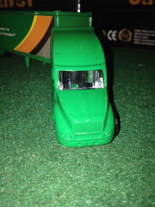 Golden Wheels - Super Hauler - Q The Power To Reduve Friction HO 1:87 Scale Die cast and plasticNOS