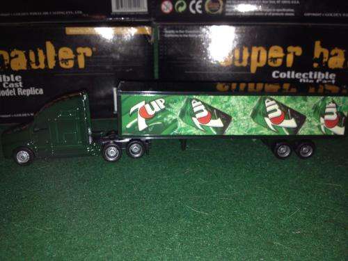 Golden Wheels - Super Hauler - 7 UP HO 1:87 Scale Die cast and plasticNOS