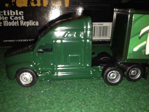 Golden Wheels - Super Hauler - 7 UP HO 1:87 Scale Die cast and plasticNOS