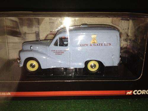 Corgi - Austin A40 Van Cow & Gate - Road Traders Limited Edition (NOS - New old Stock)