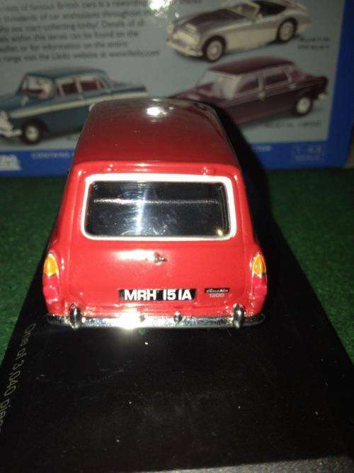 Vanguards - Austin 1300 Estate Flame Red (NOS - New old Stock)