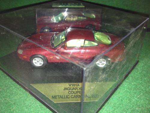 Vitesse - Jaguar XK8 Coupe Metallic Carnival Red  - 1:43 Scale (NOS)