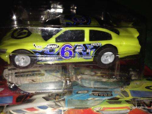 Scalextric Micro - Nascar No6 - 1:64 Scale (new)