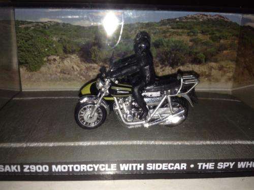 Kawasaki Z900 & Sidecar - The Spy Who Loved Me - James Bond Car Collection no95 1:43 Scale Die Cast