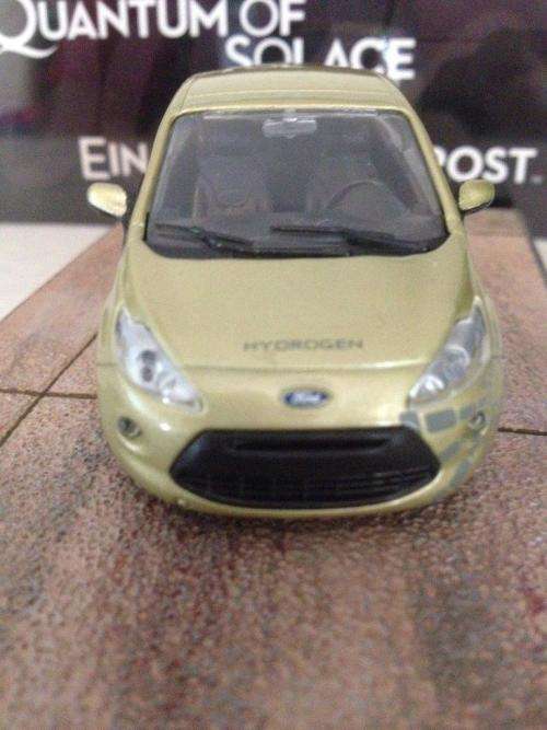 Ford KA - Quantum Of Solace - James Bond Car Collection no60 1:43 Scale Die Cast
