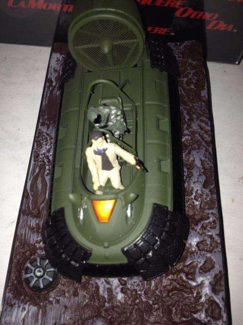 Hovercraft - Die Another Day - James Bond Car Collection no93 1:43 Scale Die Cast