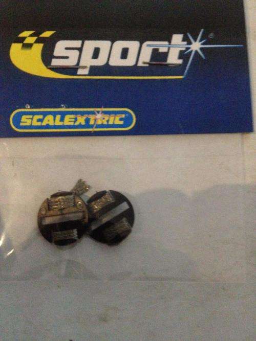 Scalextric - Sport - easy change pick ups (2 in a pack)