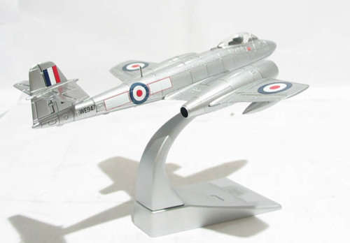 Corgi -- Gloster Meteor F.MK8  No 1 Squadron Through The Ages - The Aviation Archive (NOS)
