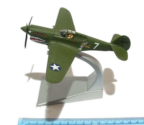 Corgi -- P-40E Warhawk - War In The Pacific The Aviation Archive