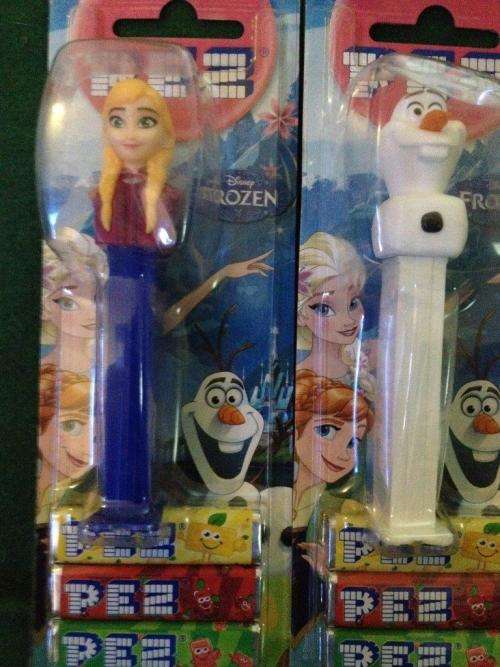PEZ - Frozen Set - Pez Dispenser (NEW SEALED)