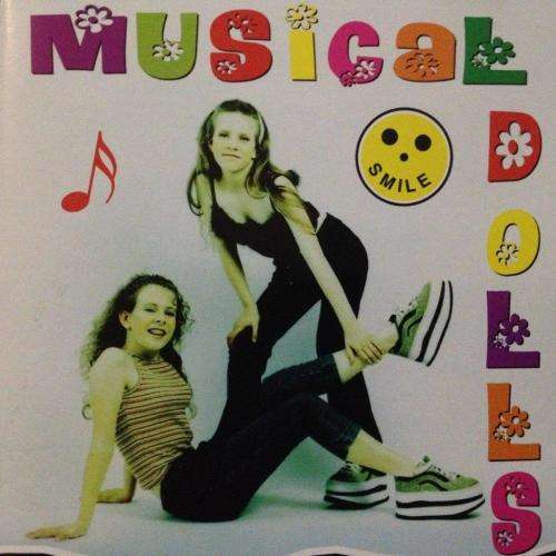 CD - Musical Dolls - Smile