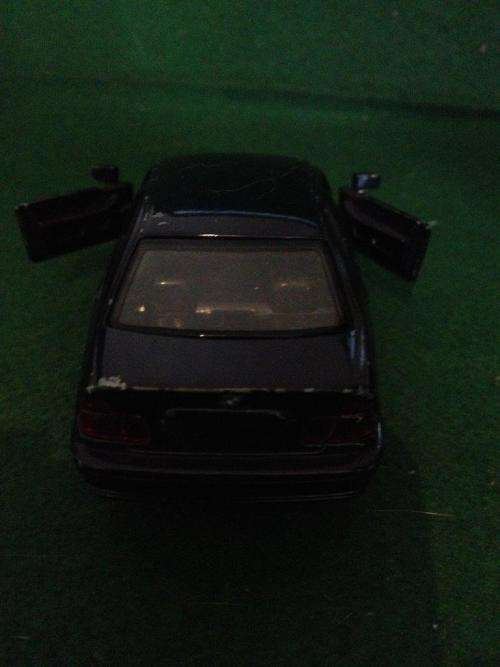 Newray - BMW 3 Series 2000 1:32 Scale -