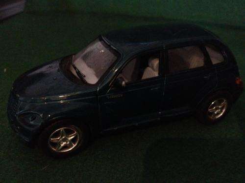 Kinsmart - Chrysler Cruiser - 1:34 Scale -