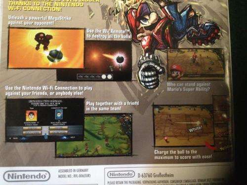 Wii - Mario Strikers Charged Football - Nintendo Selects