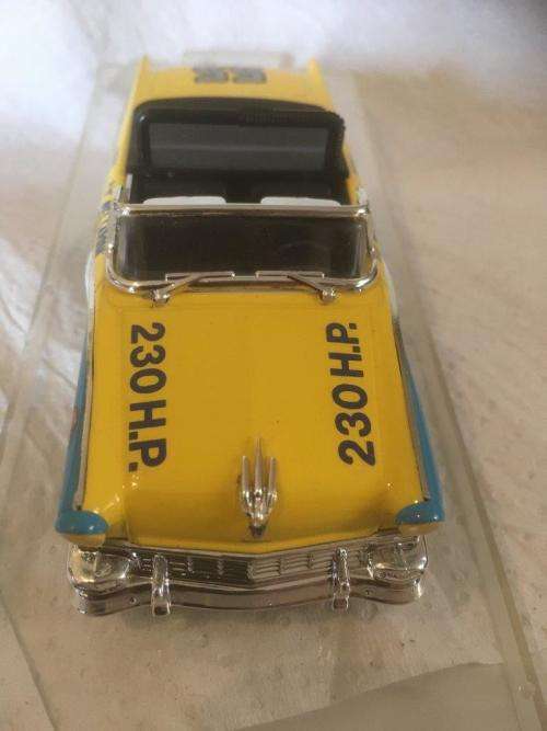 Quartzo - Ford Fairlane 56 Nascar - Mel Larson 1:43 Scale