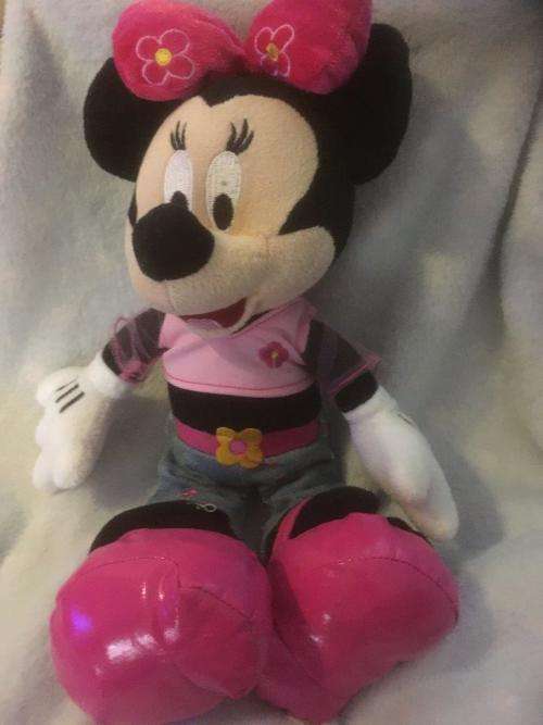 Minnie Mouse - +-38cm