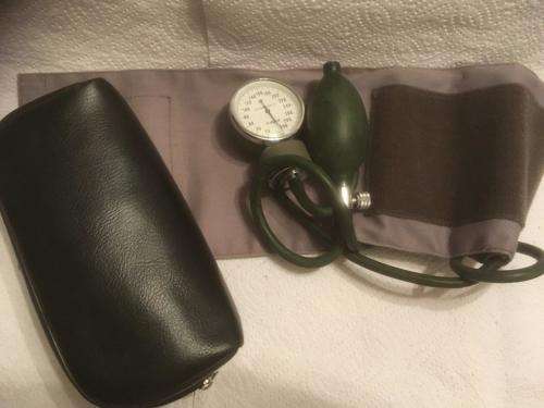 Vintage Sphygmomanometer "Certified" (Blood pressure meter) made in Japan In bag -
