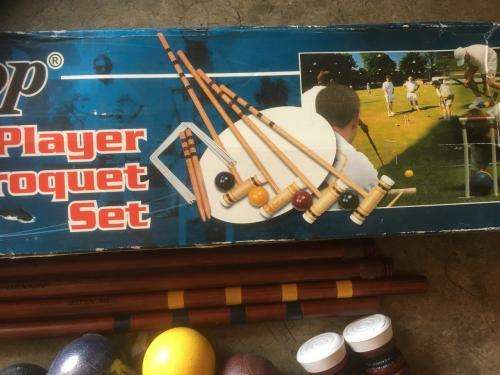 Dunlop Sport - 4 Player Croquet Set