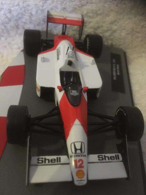 McLaren MP 4/4 1988 Ayrton Senna -  F1 Car Collection 1:43 Scale Die Cast