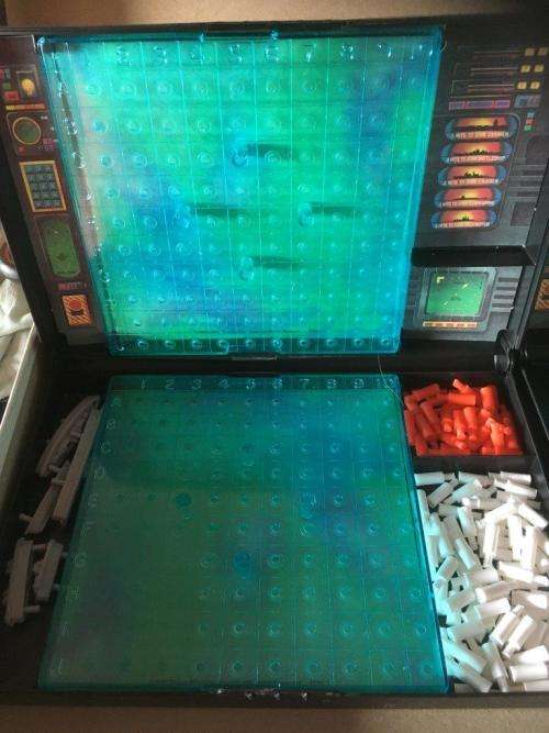 Battleship - The Classic Naval Combat Game - Milton Bradley Made in USA