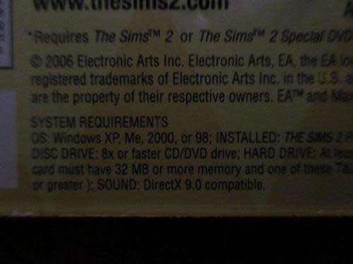 PC Game - The Sims 2 - Happy Holiday Stuff