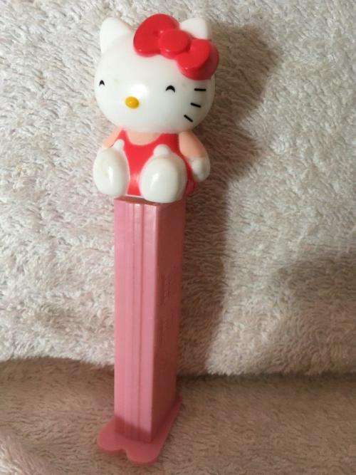 PEZ - Hello Kitty - Pez Dispenser