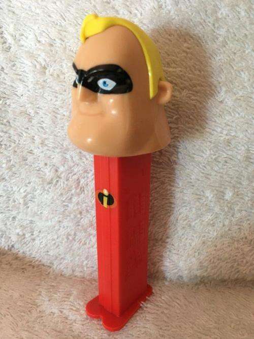 PEZ - Mr Incredible - The Incredibles - Pez Dispenser