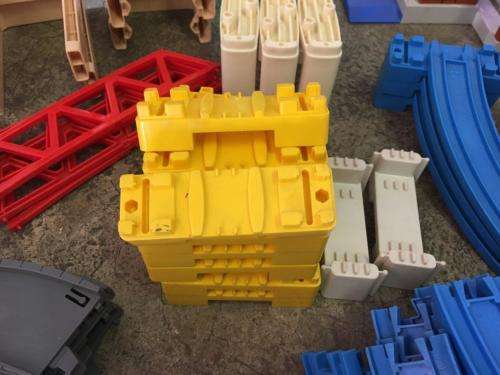 Thomas & Friends - Large Job Lot of Tomy Tracks and accessories - See Pics (126 Pieces)