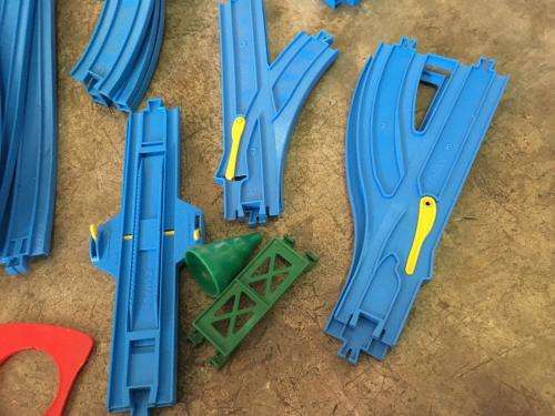 Thomas & Friends - Large Job Lot of Tomy Tracks and accessories - See Pics (126 Pieces)