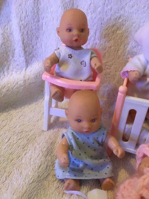 Family of 7 Babies + Accessories SIMULAR to ZAPF Creations Baby Born Mini World Dolls