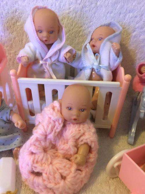 Family of 7 Babies + Accessories SIMULAR to ZAPF Creations Baby Born Mini World Dolls