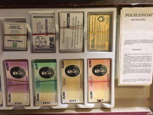 Poleconomy - The Game Of Power - A Manhattan Product From Metrotoy