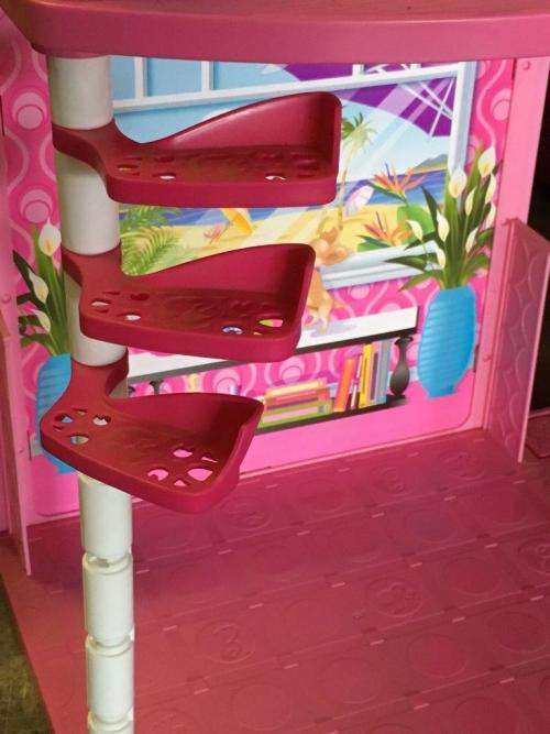Mattel W3155 Barbie 2-story Beach House