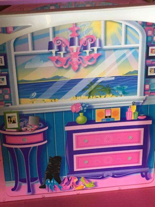 Mattel W3155 Barbie 2-story Beach House
