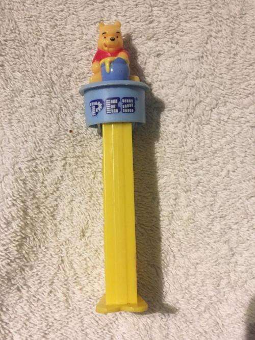 PEZ - Winnie The Pooh - Pez Dispenser